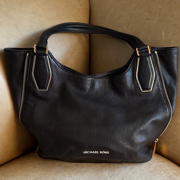 MICHAEL Michael Kors Vanessa Dark Brown Pebbled Leather Medium Shoulder Tote Bag - Picture 1 of 16